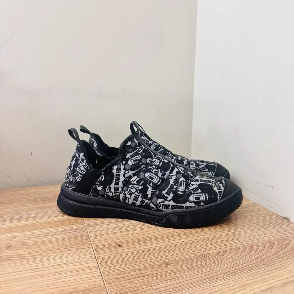 ThirtyTwo Men's The Lounger X Bomb Hole slip-on slippers Black Size 9.5